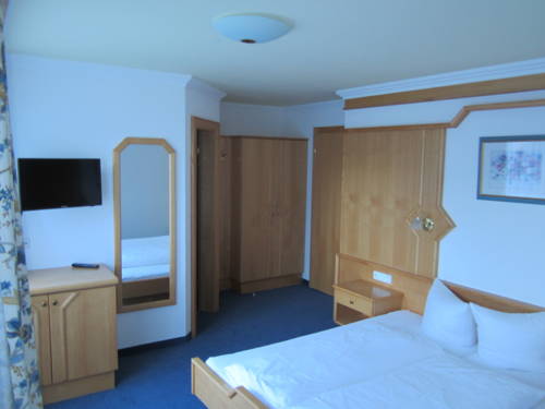 Imagen de la habitación del Hotel Garni Schmid. Foto 5