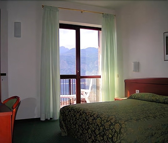 Imagen de la habitación del Hotel Garni Selene. Foto 11