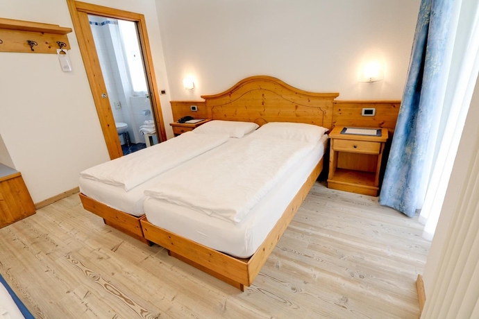 Imagen de la habitación del Hotel Garni Sottobosco. Foto 14