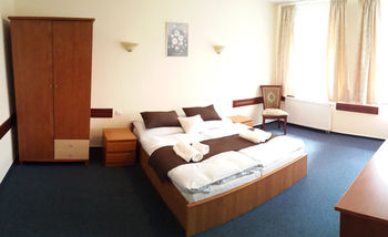 Imagen de los exteriores del Hotel Garni Tatramonti. Foto 9
