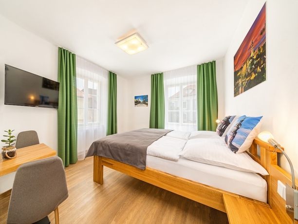 Imagen de la habitación del Hotel Garni Villa Areka. Foto 6