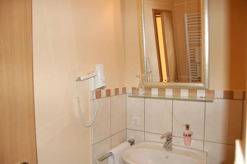 Imagen de la habitación del Hotel Garni Villa Toskana. Foto 7