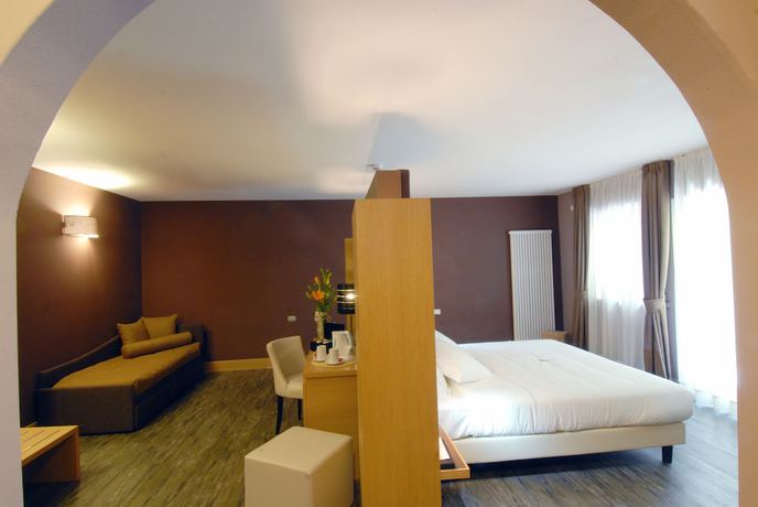 Imagen de la habitación del Hotel Garni Vittoria. Foto 4