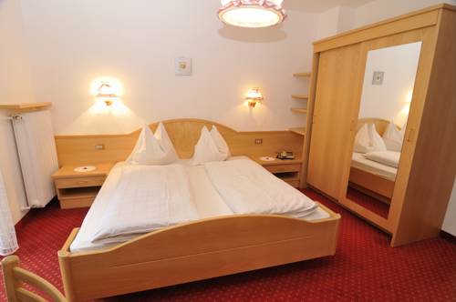 Imagen de la habitación del Hotel Garni Walter. Foto 15