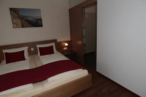 Imagen de la habitación del Hotel Garni Weinquadrat. Foto 12