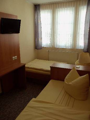 Imagen de la habitación del Hotel Garni Zum Goldenen Ring. Foto 3