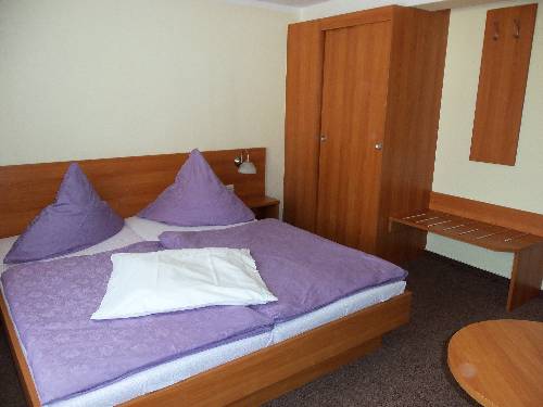 Imagen de la habitación del Hotel Garni Zum Goldenen Ring. Foto 7