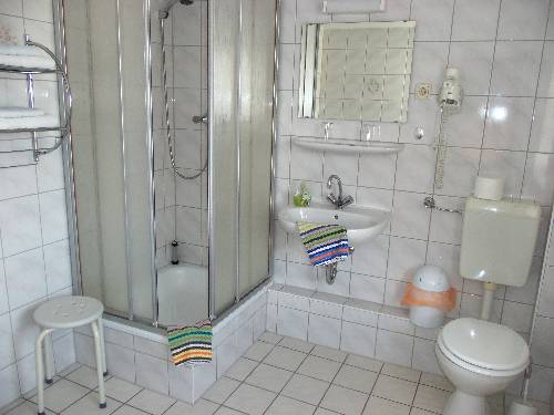 Imagen de la habitación del Hotel Garni Zum Goldenen Ring. Foto 13