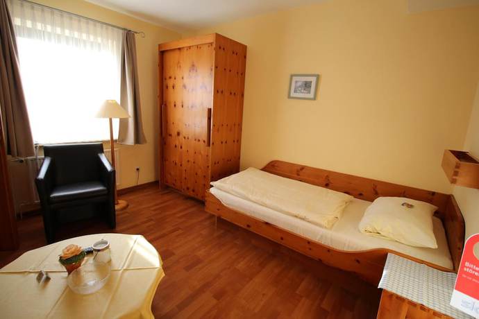 Imagen de la habitación del Hotel Garni Zur Post, Utersum. Foto 16