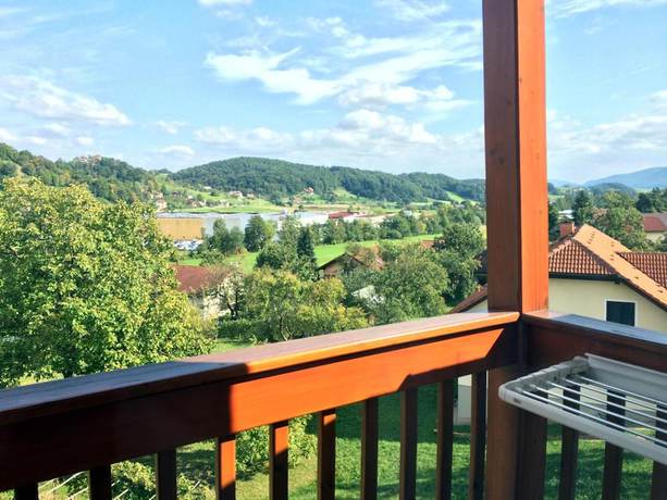 Imagen de la habitación del Hotel Garni Zvon. Foto 14