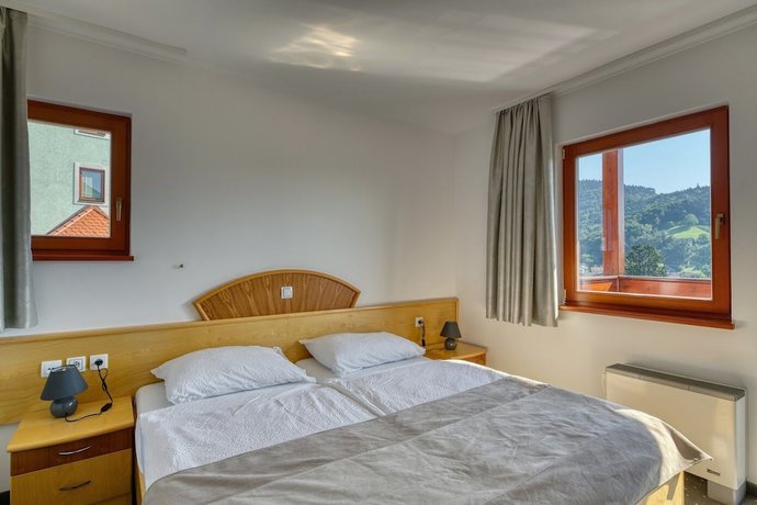 Imagen de la habitación del Hotel Garni Zvon. Foto 15