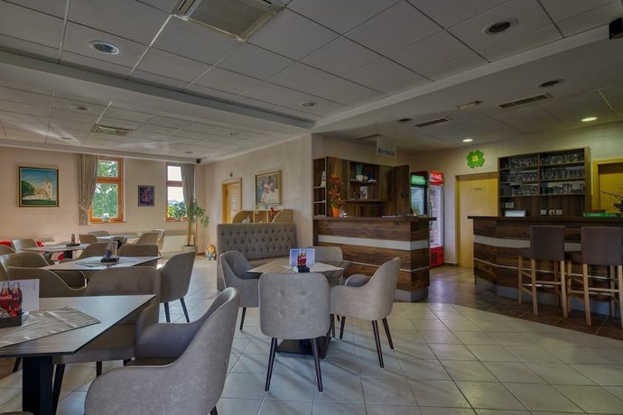 Imagen de los interiores del Hotel Garni Zvon. Foto 20