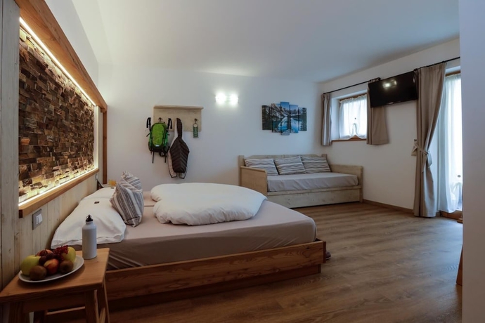 Imagen de la habitación del Hotel Garni and Wellness Anderle. Foto 9