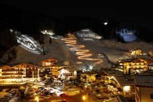 Imagen de los exteriores del Hotel Garni la Bercia. Foto 4
