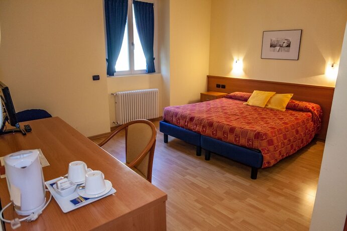 Imagen de la habitación del Hotel Garni le Corti. Foto 20