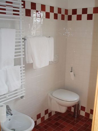 Imagen general del Hotel Garn&iacute; Al Nardis. Foto 1