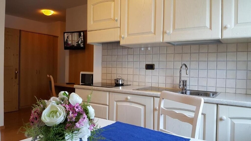 Imagen de la habitación del Hotel Garn&igrave; Arnica. Foto 5
