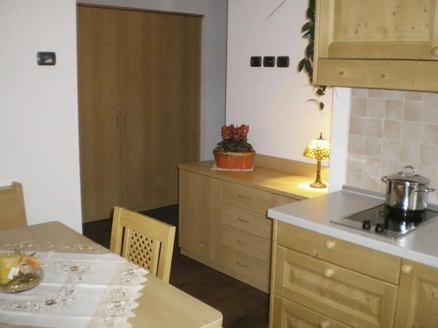 Imagen de la habitación del Hotel Garn&igrave; Arnica. Foto 6