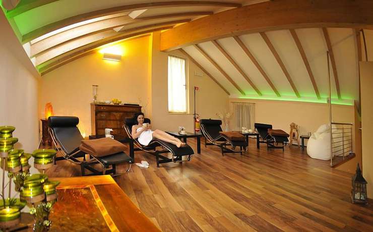 Imagen de la piscina del Hotel Garn&igrave; Bucaneve Bellezza e Salute. Foto 18