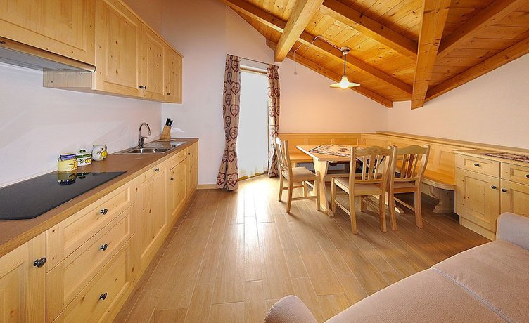 Imagen de la habitación del Hotel Garn&igrave; Bucaneve Bellezza e Salute. Foto 6