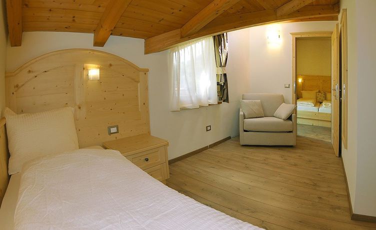 Imagen de la habitación del Hotel Garn&igrave; Bucaneve Bellezza e Salute. Foto 12