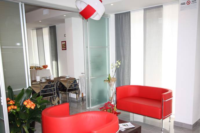 Imagen de los interiores del Hotel Garn&igrave; Corallo, Torbole Sul Garda. Foto 16
