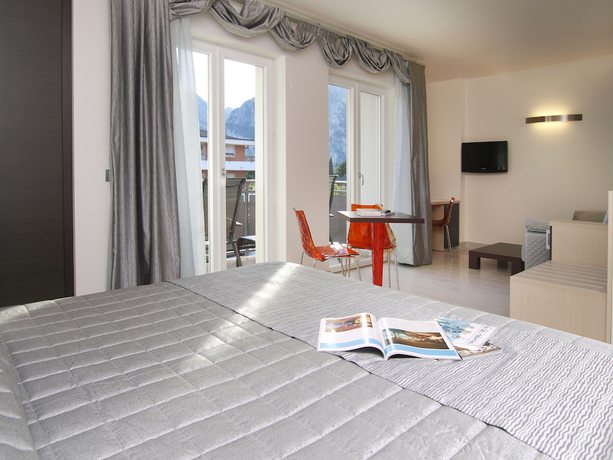 Imagen de la habitación del Hotel Garn&igrave; Corallo, Torbole Sul Garda. Foto 3
