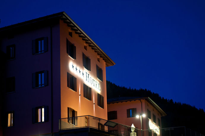 Imagen general del Hotel Garn&igrave; Cristallo. Foto 3
