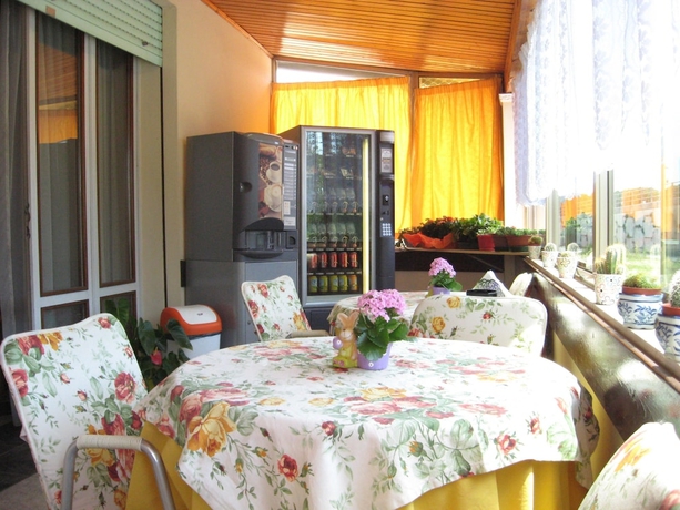 Imagen de los interiores del Hotel Garn&igrave; Da Vito. Foto 18