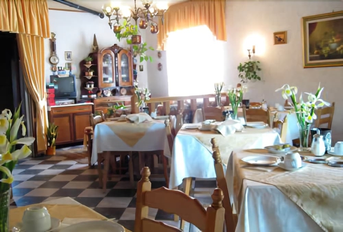 Imagen del bar/restaurante del Hotel Garn&igrave; Da Vito. Foto 4