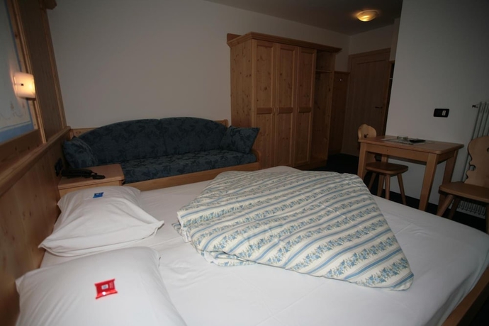 Imagen de la habitación del Hotel Garn&igrave; Eden, Alba - D&egrave;lba. Foto 16