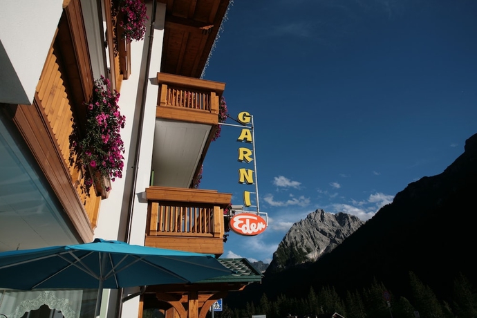 Imagen general del Hotel Garn&igrave; Eden, Alba - D&egrave;lba. Foto 3