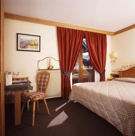 Imagen de la habitación del Hotel Garn&igrave; La Montanara. Foto 6