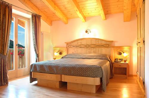 Imagen de la habitación del Hotel Garn&igrave; La Soldanella. Foto 3
