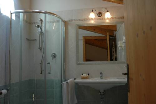 Imagen de la habitación del Hotel Garn&igrave; La Soldanella. Foto 5