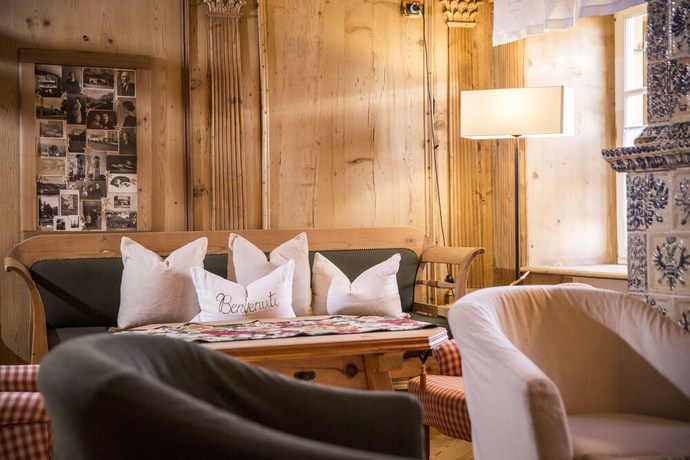 Imagen de los interiores del Hotel Garn&igrave; Laurino. Foto 18