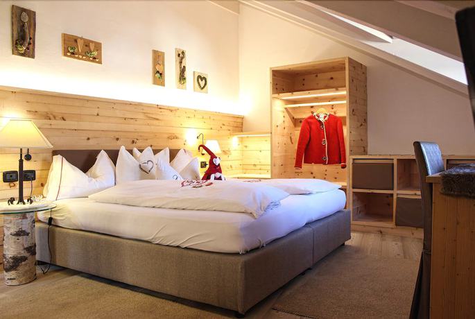 Imagen de la habitación del Hotel Garn&igrave; Laurino. Foto 14