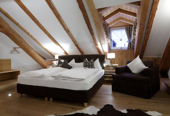 Imagen de la habitación del Hotel Garn&igrave; Laurino. Foto 16