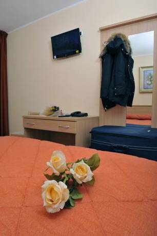Imagen de la habitación del Hotel Garn&igrave; Maria, Monclassico. Foto 8