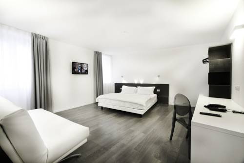 Imagen de la habitación del Hotel Garn&igrave; On The Rock. Foto 11