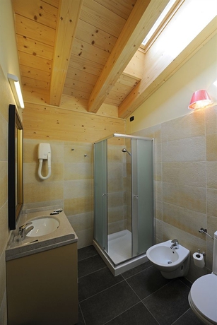 Imagen de la habitación del Hotel Garnì Pegrà. Foto 8