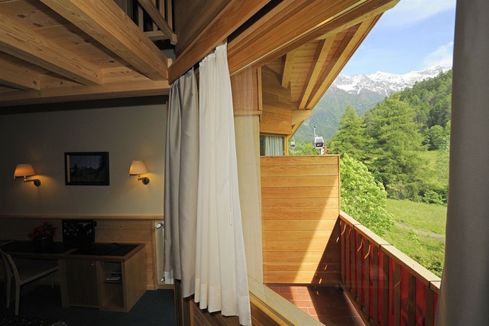 Imagen de la habitación del Hotel Garnì Pegrà. Foto 9