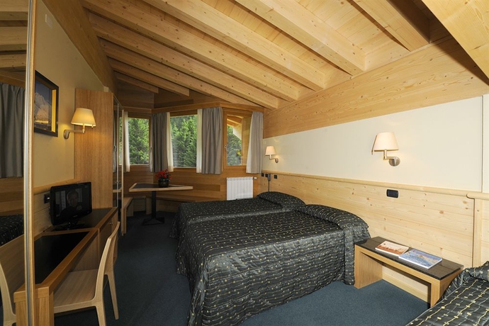 Imagen de la habitación del Hotel Garnì Pegrà. Foto 10