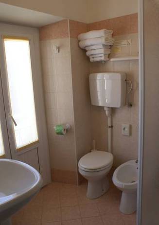 Imagen de la habitación del Hotel Garn&igrave; Riviera. Foto 6