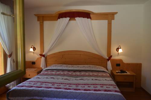 Imagen de la habitación del Hotel Garn&igrave; Sant'antonio. Foto 7