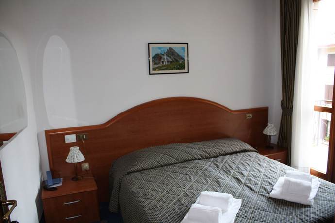Imagen de la habitación del Hotel Garnì Tignale. Foto 10