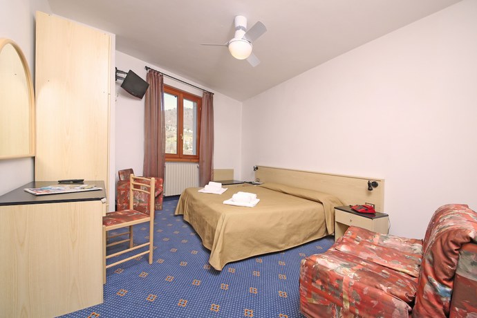 Imagen de la habitación del Hotel Garnì Tignale. Foto 13