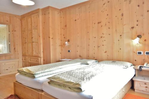 Imagen de la habitación del Hotel Garn&igrave; al Plan. Foto 7