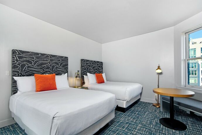 Imagen de la habitación del Hotel Garrett. Foto 15