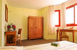 Imagen de la habitación del Hotel Garrigae Cap Coz. Foto 2